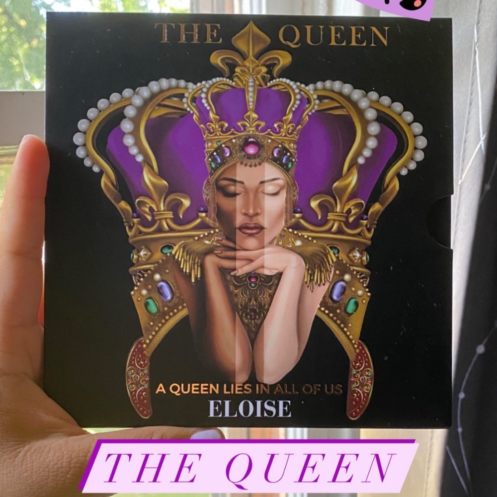 A QUEEN LIES IN ALL OF US (ELOISE) EYESHADOW PALET